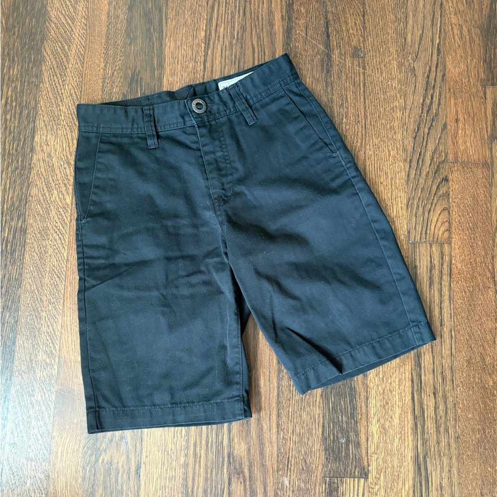 Volcom boys black shorts